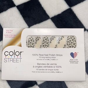 Color Street Nail Strips - SPOT ON